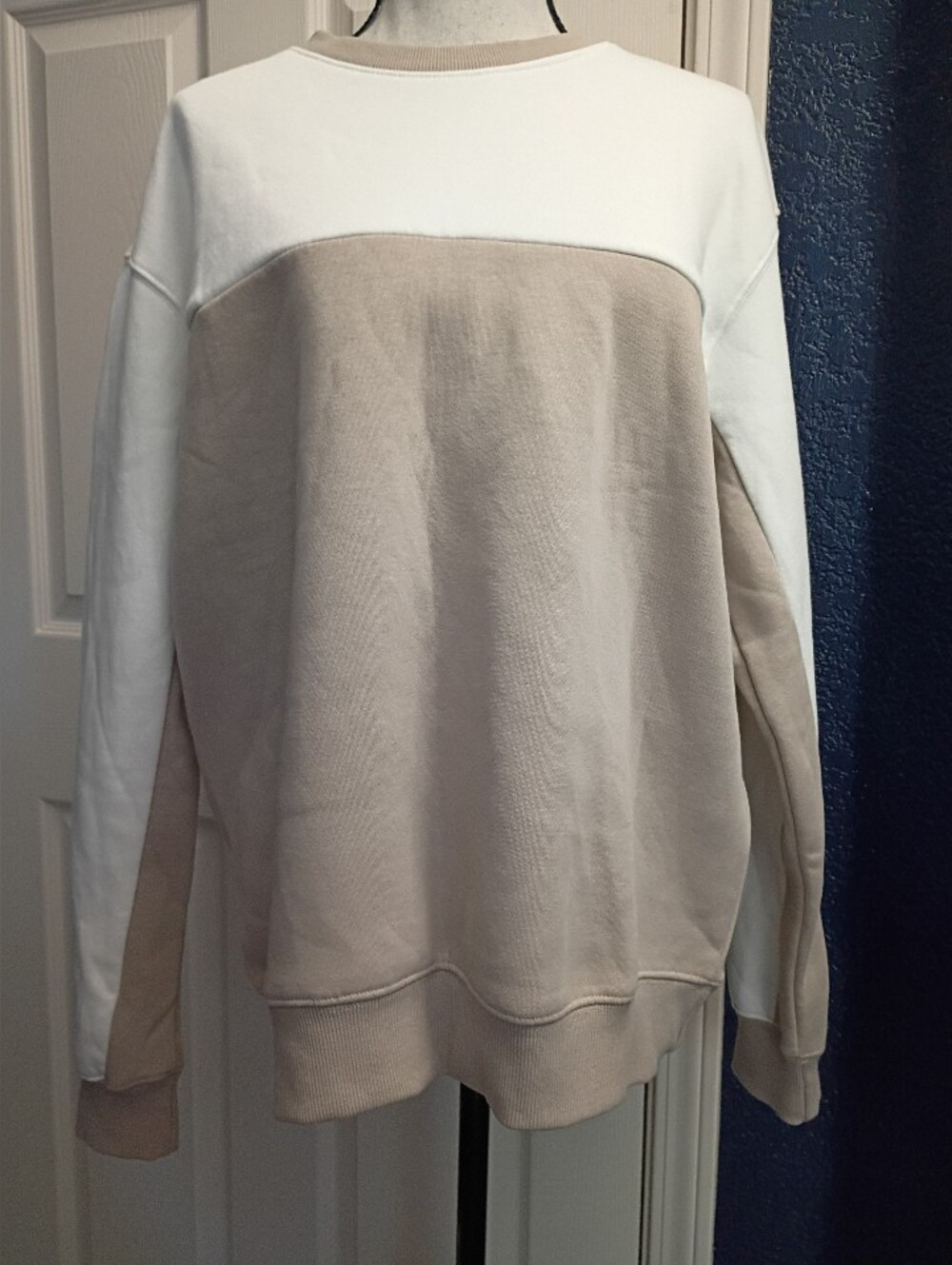 Denim & Flower Two-Tone White and Beige Women’s Sweater